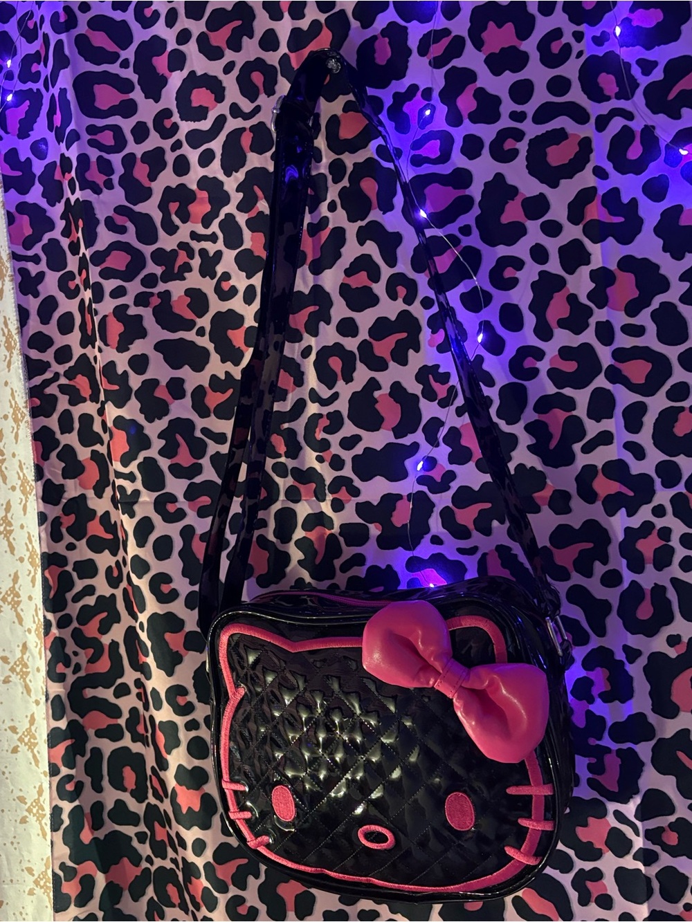 Y2k loungefly mcbling Black and Pink Quilted Hello Kitty Crossbody Bag